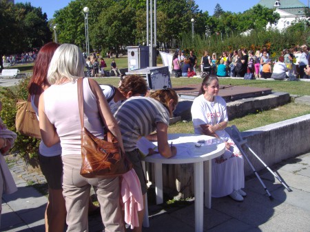 Protestný míting učiteľov pred ústavným výborom